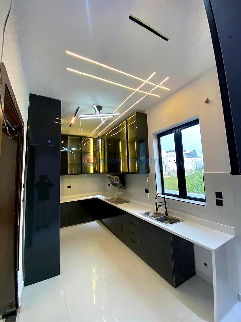 4 bedroom House For Sale Lekki Lagos - 7