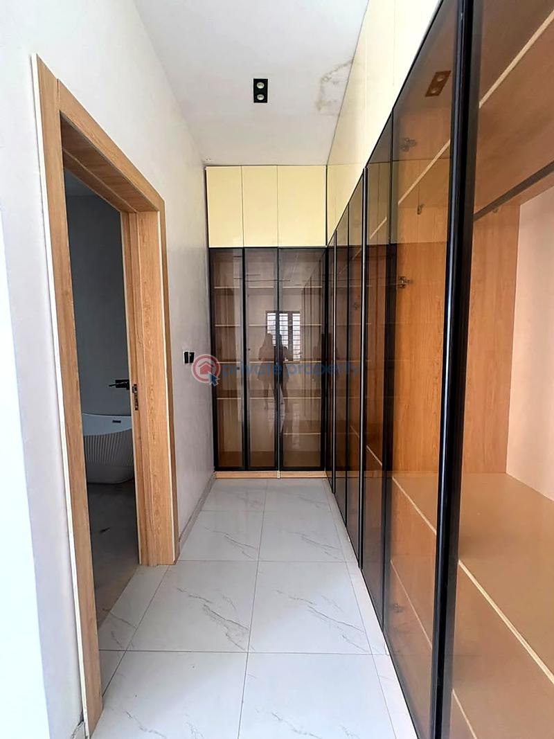4 bedroom House For Sale Lekki Lagos - 5