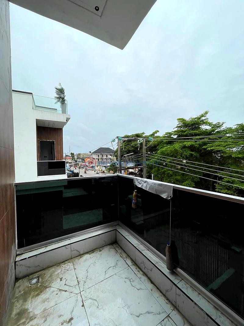4 bedroom House For Sale Lekki Phase 1 Lagos - 4