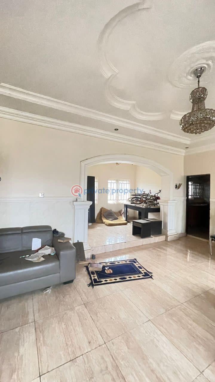 4 bedroom Detached Duplex For Sale Apo Wumba Abuja Phase 3  - 3