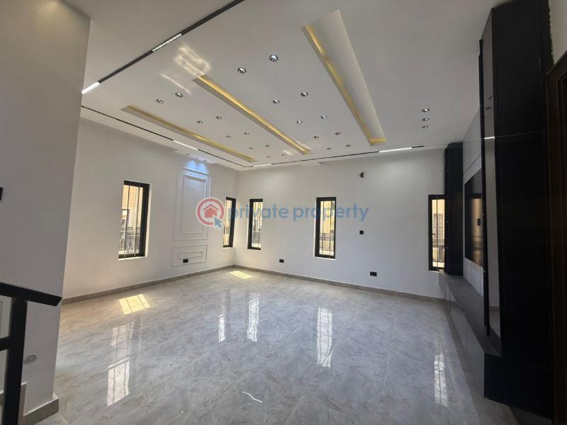 4 bedroom Detached Duplex For Sale Gaduwa Abuja Phase 2  - 2