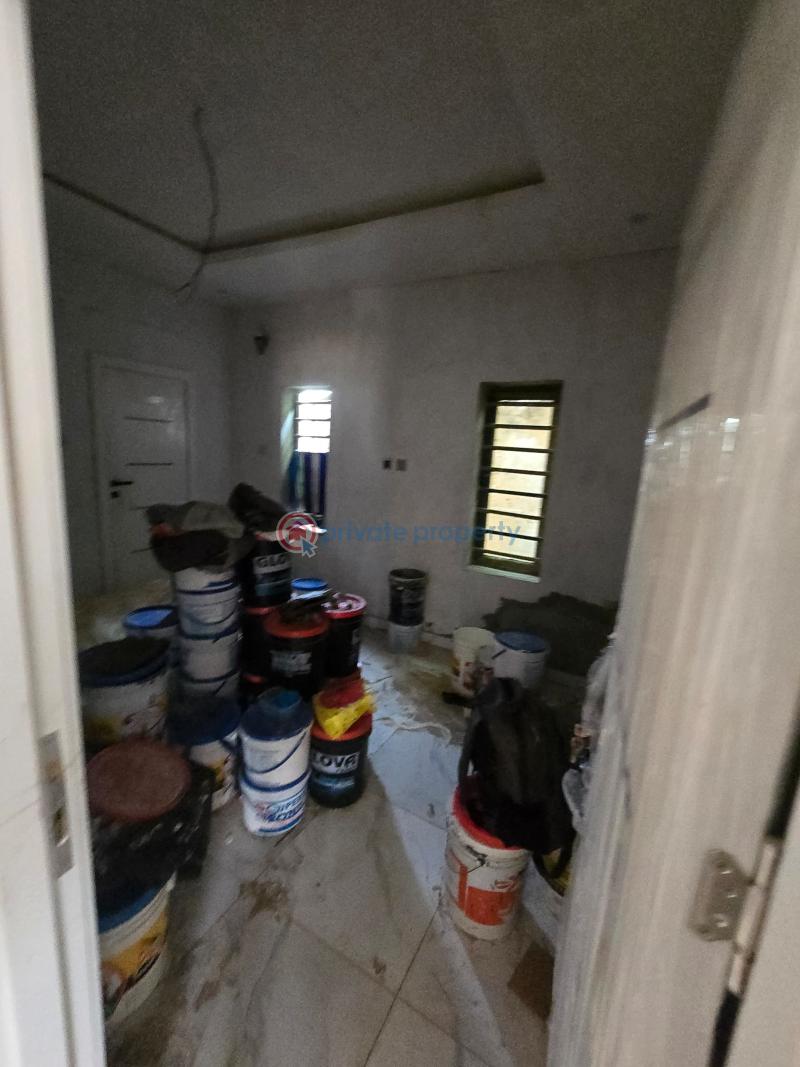 4 bedroom Detached Duplex For Sale Gbagda Estate, Phase 2 Gbagada Gbagada Lagos - 11