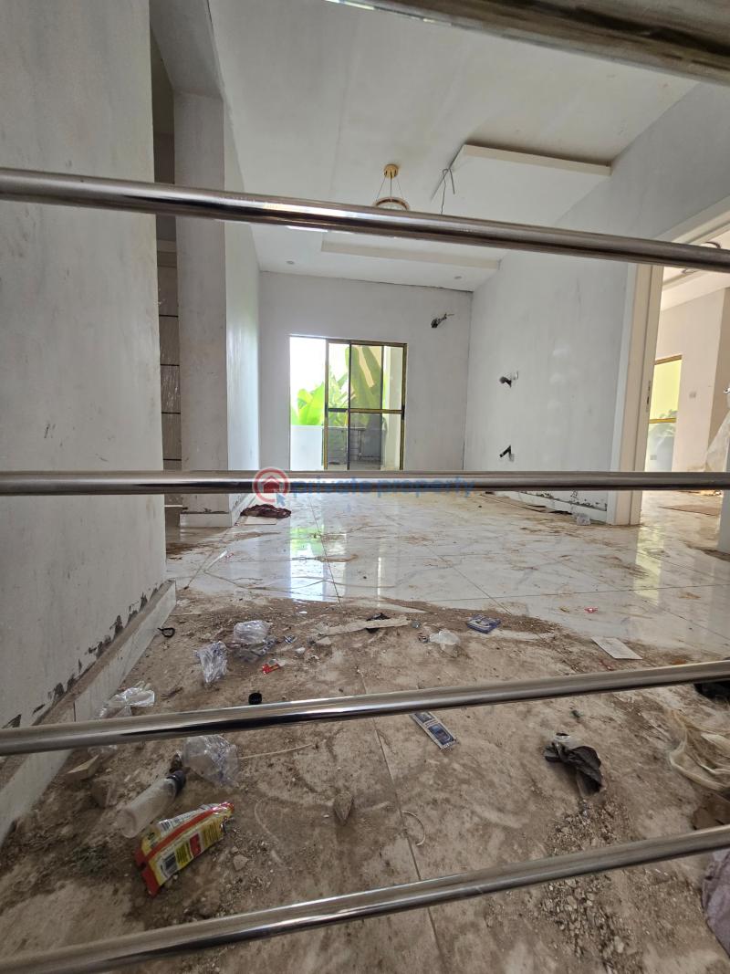 4 bedroom Detached Duplex For Sale Gbagda Estate, Phase 2 Gbagada Gbagada Lagos - 8