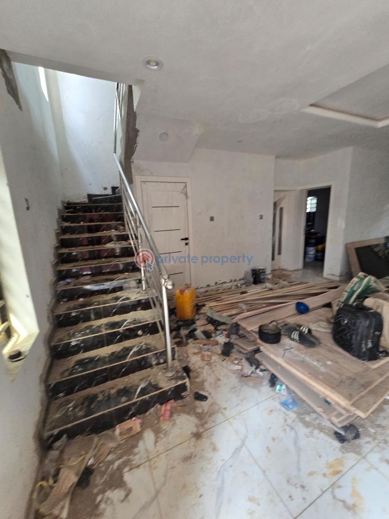 4 bedroom Detached Duplex For Sale Gbagda Estate, Phase 2 Gbagada Gbagada Lagos - 13