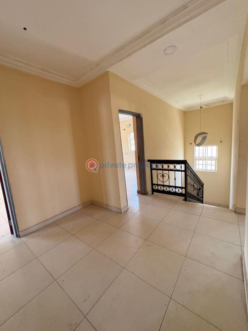 4 bedroom Detached Duplex For Sale Gaduwa Abuja Phase 2  - 6
