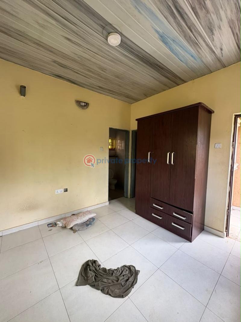 4 bedroom Detached Duplex For Sale Gaduwa Abuja Phase 2  - 3