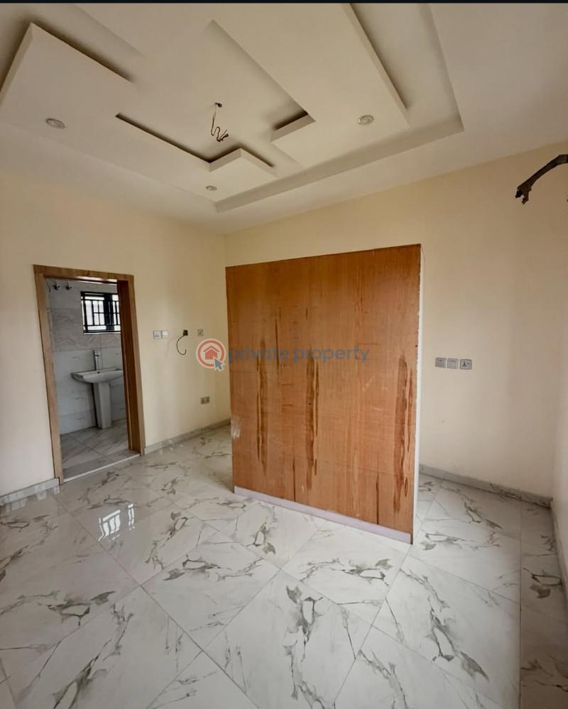4 bedroom Detached Duplex For Sale Osapa Lekki Lagos - 14