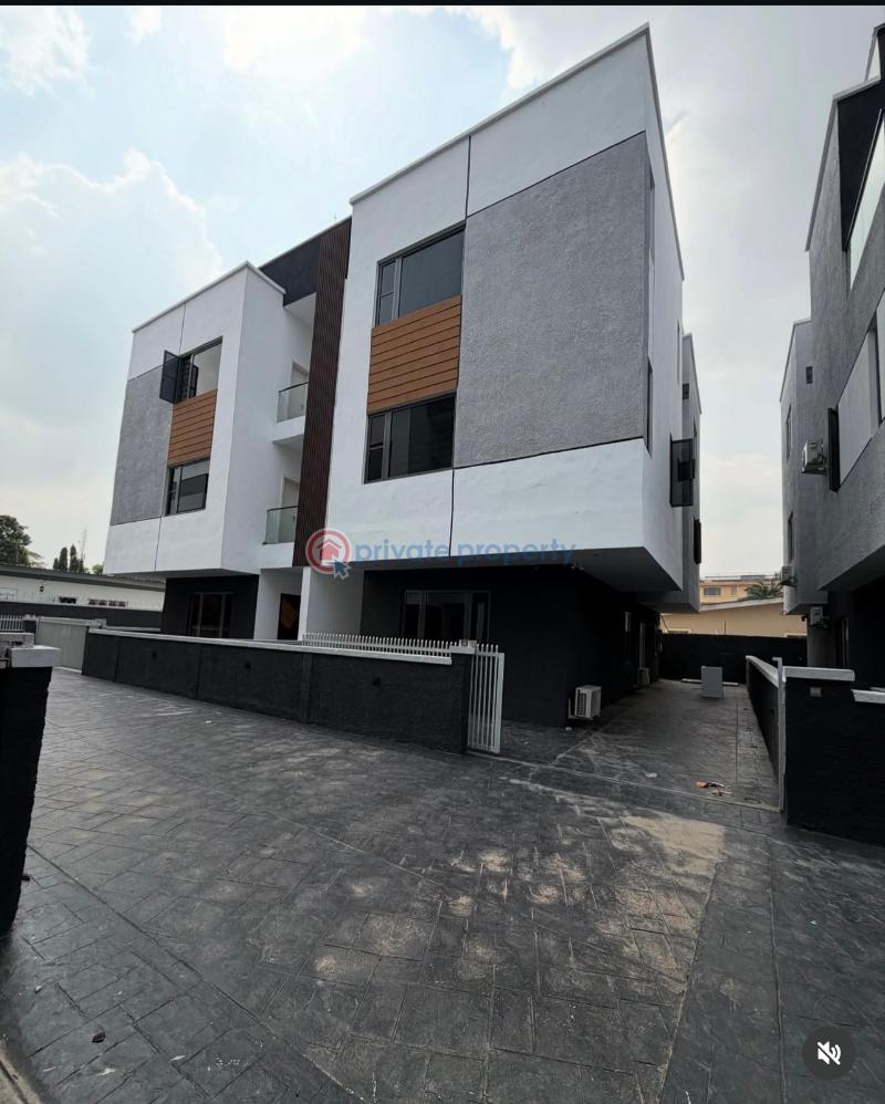 4 bedroom Semi detached Duplex For Sale Adeniyi Jones Ikeja Lagos - 18