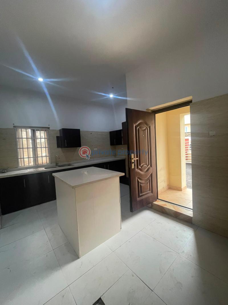 House For Rent At Legacy Estate, Kolapo Ishola Gra, Ibadan Ibadan Oyo - 14