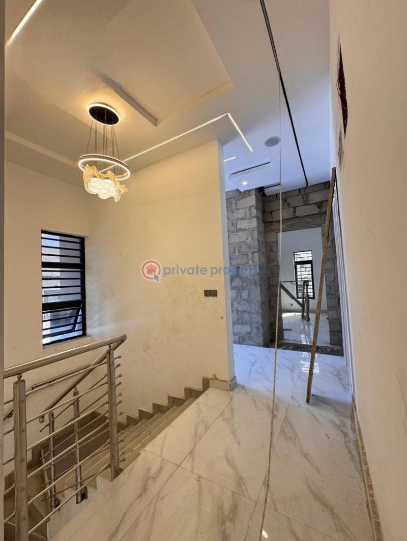 4 bedroom Detached Duplex For Sale Chevron Drive Lekki Lagos - 4