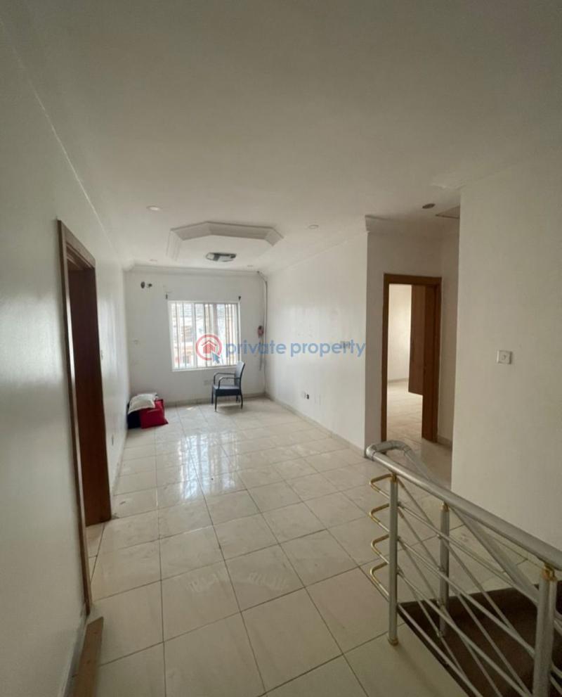 4 bedroom Flat & Apartment For Rent Idado Lekki Lagos - 5