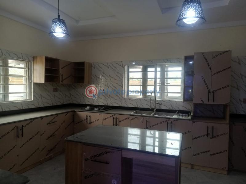 4 bedroom Detached Duplex For Sale Cassia Drive Alalubosa Gra Ibadan Oyo - 2