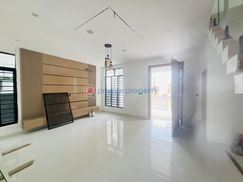4 bedroom Semi detached Duplex For Sale Ikota Gra Ikota Lekki Lagos - 2