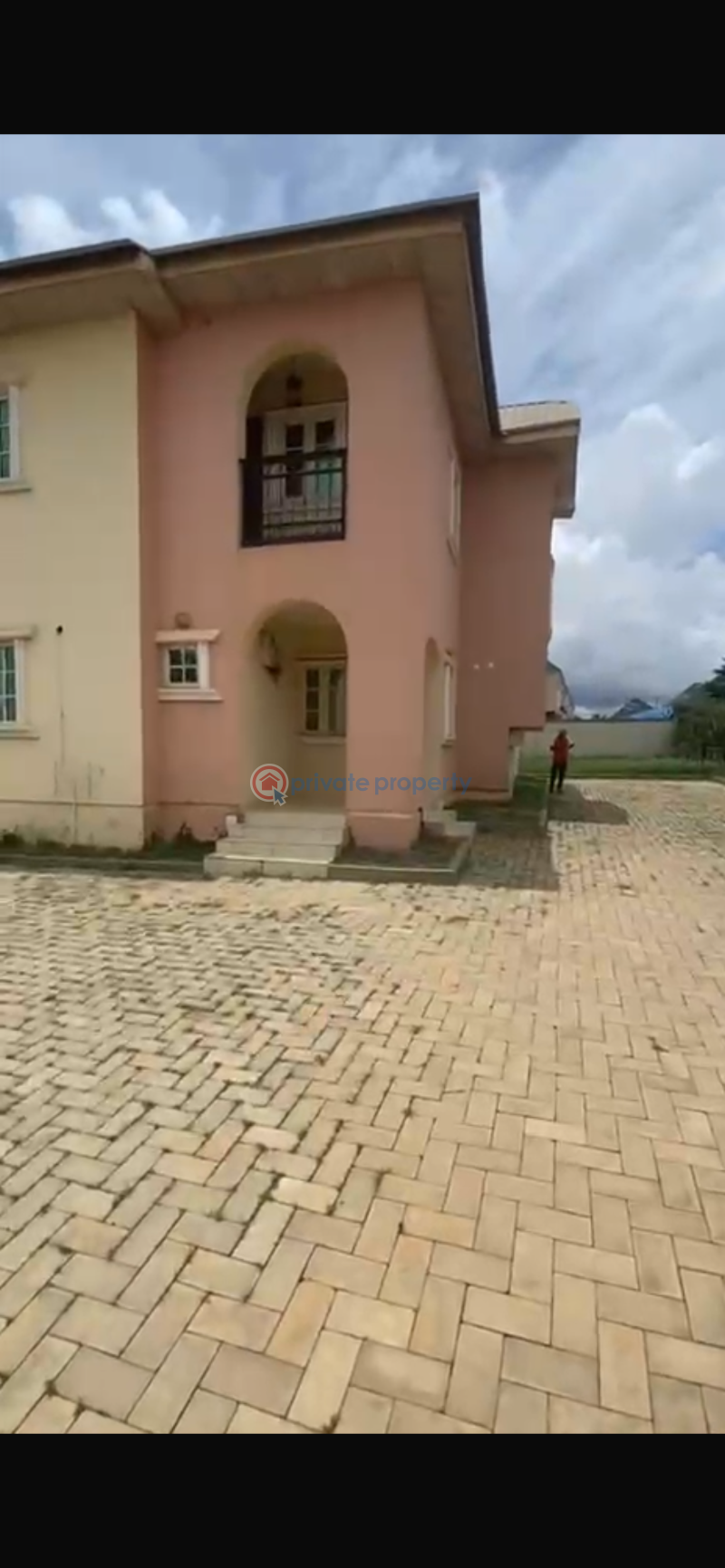 4 bedroom Detached Duplex For Sale Gaduwa Abuja Phase 2  - 4