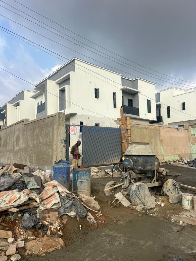 4 bedroom Detached Duplex For Sale Omole Phase 2 Lagos Omole Phase 2 Ojodu Lagos - 3