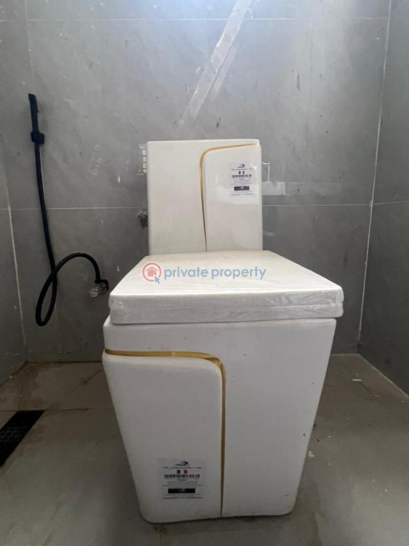 4 bedroom Detached Duplex For Sale Omole Phase 2 Lagos Omole Phase 2 Ojodu Lagos - 16