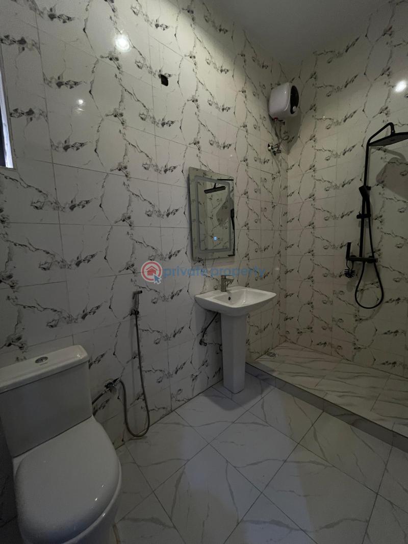 4 bedroom Detached Duplex For Sale Gaduwa Abuja Phase 2  - 5