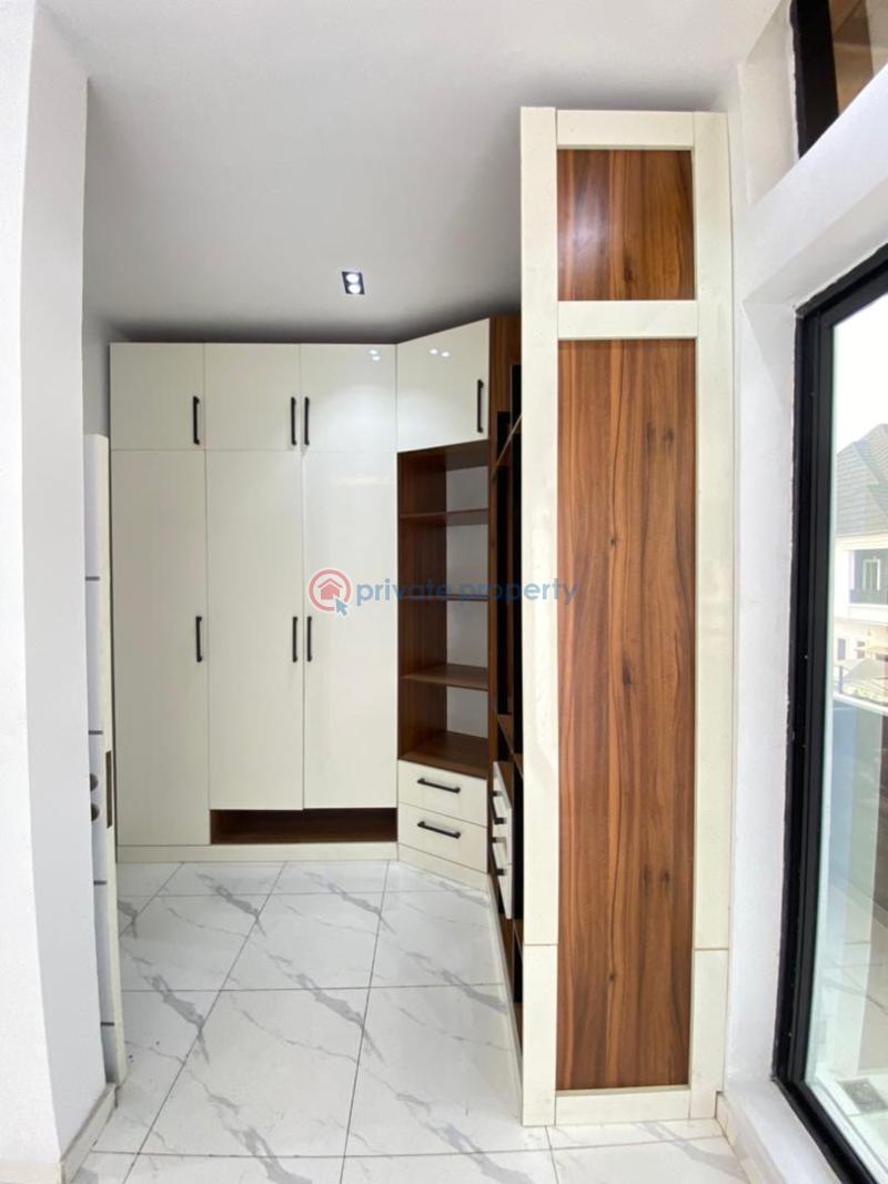 4 bedroom Detached Duplex For Sale Chevron Drive Lekki Lagos - 13