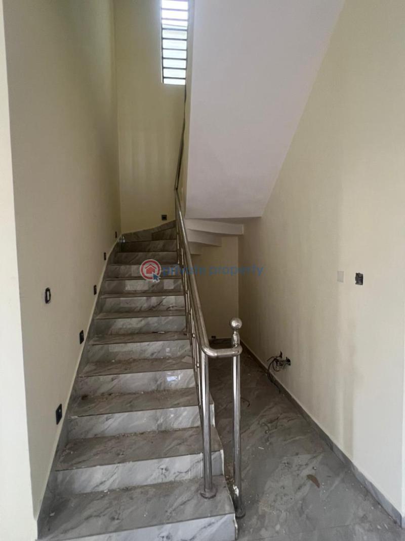 4 bedroom Detached Duplex For Sale Omole Phase 2 Lagos Omole Phase 2 Ojodu Lagos - 11