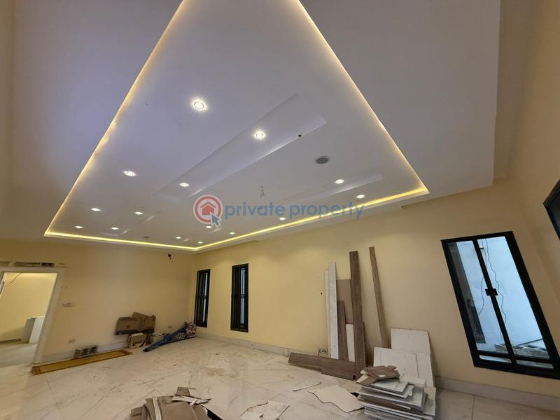 4 bedroom Detached Duplex For Sale Utako Abuja Phase 2  - 3