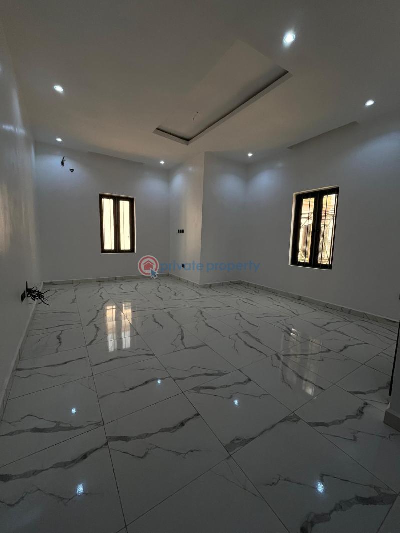 4 bedroom Detached Duplex For Sale Gaduwa Abuja Phase 2  - 1