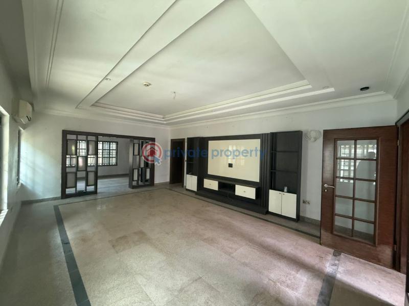 4 bedroom Detached Duplex For Sale Gaduwa Abuja Phase 2  - 2