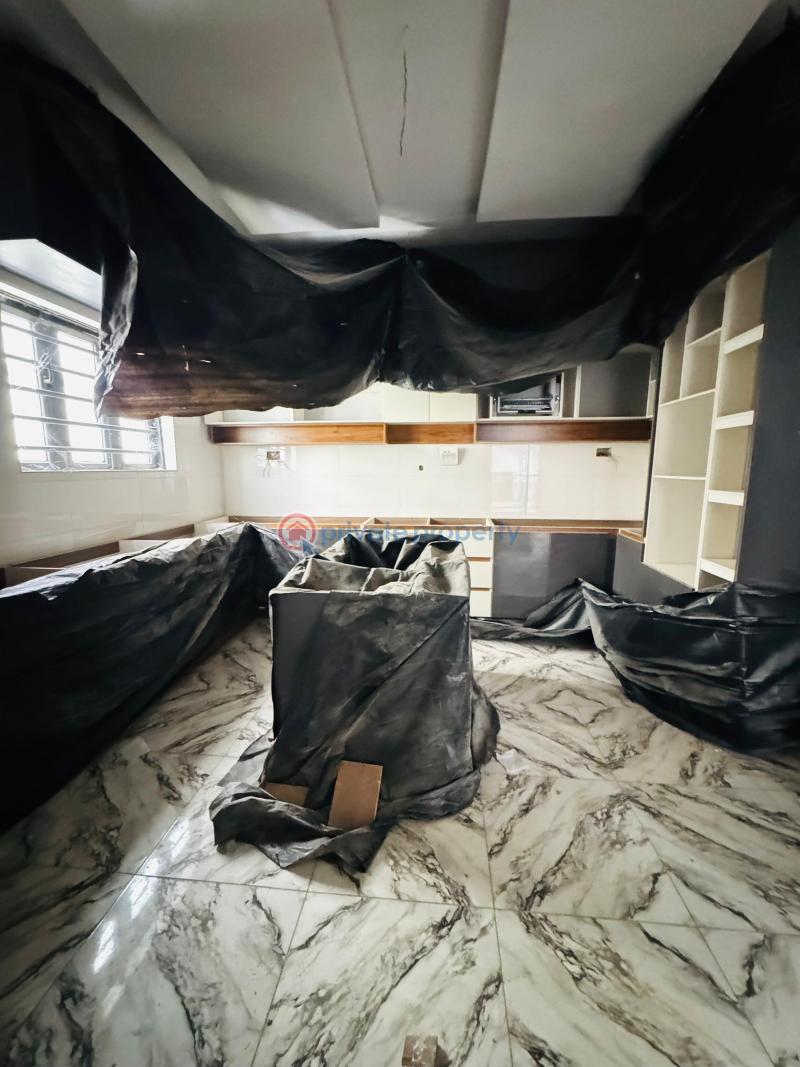4 bedroom Detached Duplex For Sale Ogudu GRA Lagos - 2