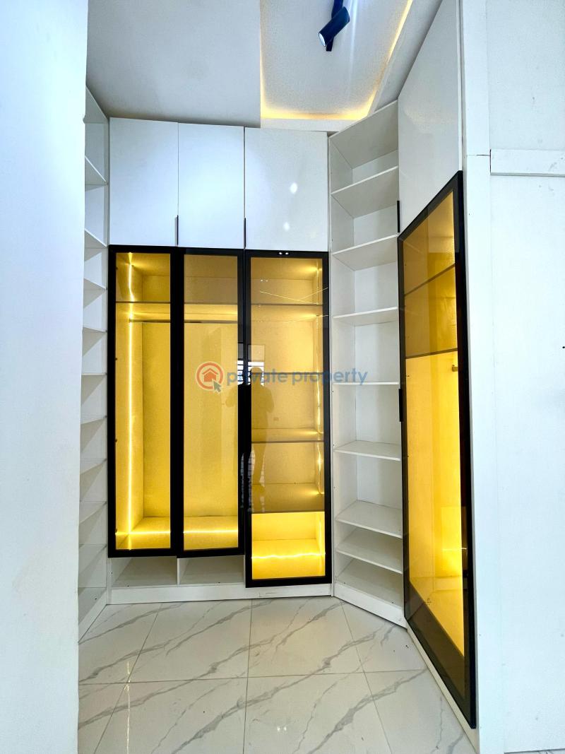 4 bedroom Detached Duplex For Sale Ikota Lekki Lagos - 4