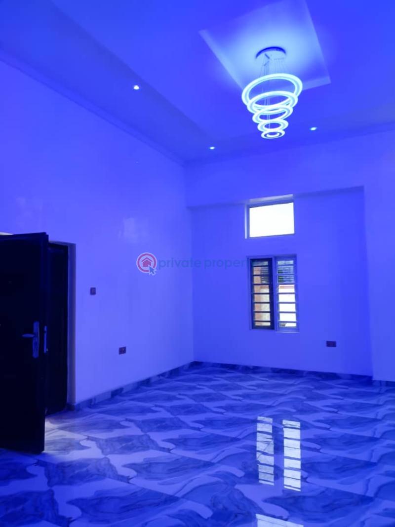 4 bedroom Detached Duplex For Sale Cassia Drive Alalubosa Gra Ibadan Oyo - 3