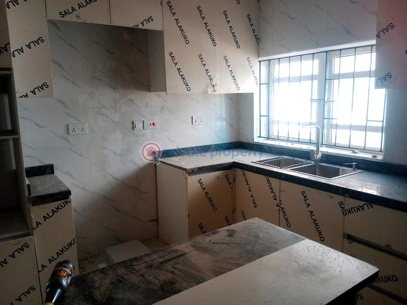4 bedroom House For Sale Lekki Lagos - 2