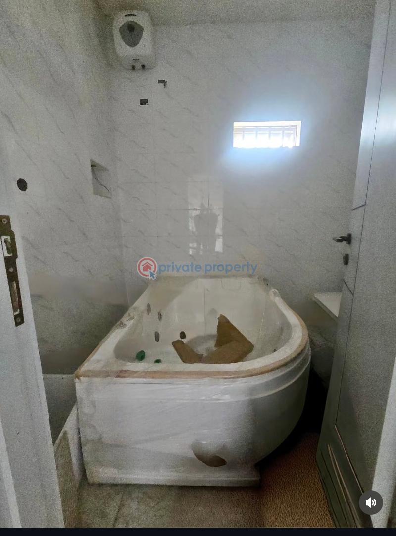 4 bedroom Detached Duplex For Sale Gbagada Phase 1 Lagos - 3