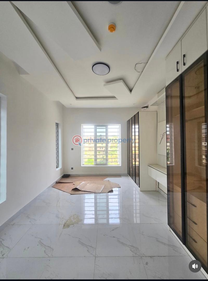 4 bedroom Detached Duplex For Sale Gbagada Phase 1 Lagos - 4