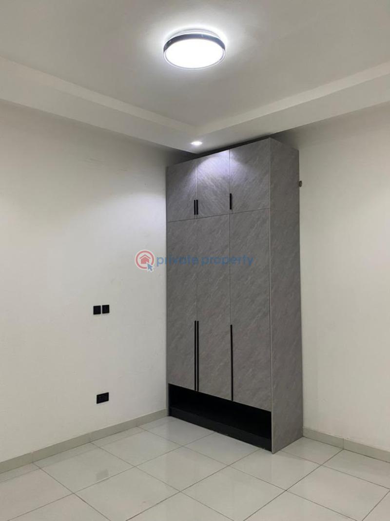 5 bedroom House For Sale Chevron Drive Lekki Lagos - 3