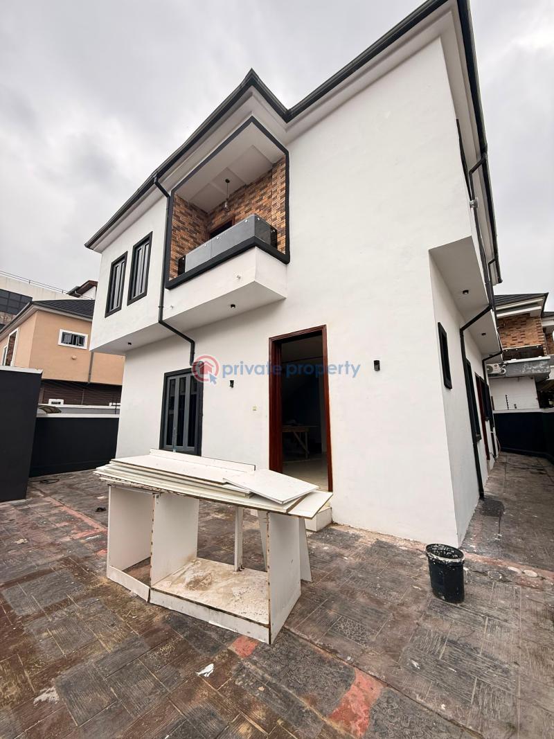 4 bedroom Detached Duplex For Sale Oba Amusa Street, Silver Spring Estate, Agunji Lekki Lagos
