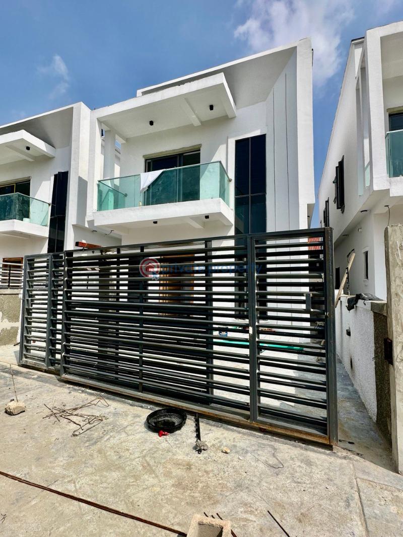 4 bedroom Detached Duplex For Sale Thomas Estate Lekki Phase 2 Lagos - 1