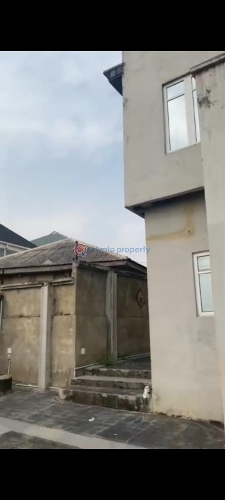 4 bedroom House For Sale Alogba Gra 2 Ebute Ibeshe Road Ebute Ikorodu Lagos - 2