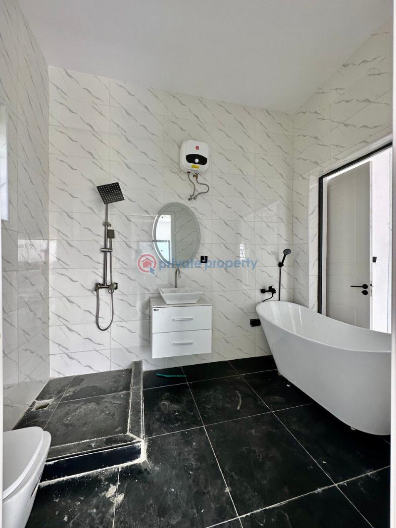 4 bedroom Detached Duplex For Sale Thomas Estate Lekki Phase 2 Lagos - 13