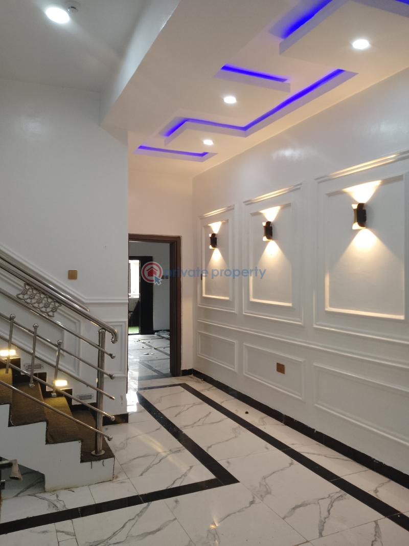 4 bedroom Duplex For Rent White Gate, Akala Express, Oluyole Extension, Ibadan Akala Express Ibadan Oyo - 0