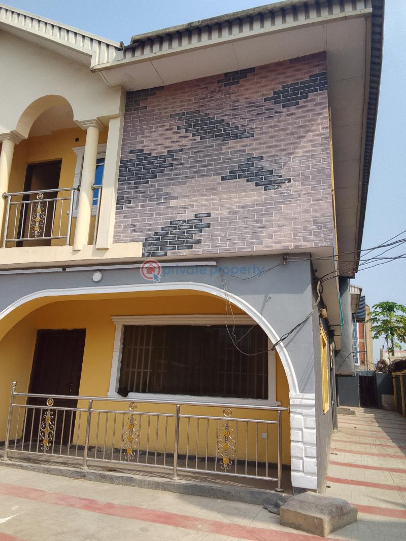 4 bedroom Block Of Flats For Rent Oluyole Bus Stop Oregun Ikeja Lagos - 1