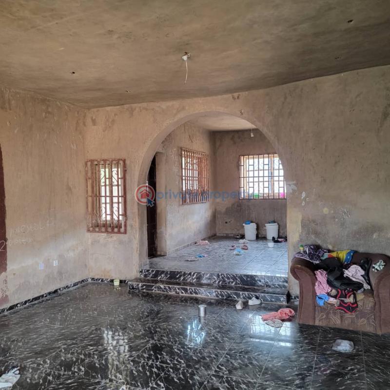 4 bedroom Duplex For Sale Behind Sunrise Mall, Akala Expressway Ibadan Oyo - 2