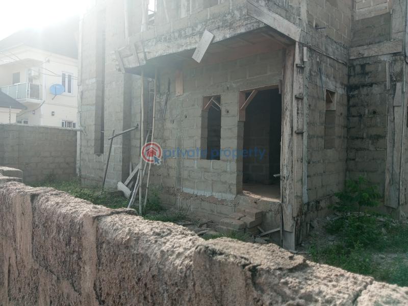 4 bedroom duplex and 2 units of 2 bedroom apartment cacarss on 33 line. - 3 4 bedroom House For Sale Ulo , Commissioner Street Asaba Delta - 3
