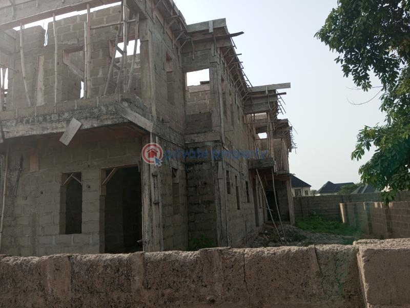 4 bedroom duplex and 2 units of 2 bedroom apartment cacarss on 33 line. - 8 4 bedroom House For Sale Ulo , Commissioner Street Asaba Delta - 8