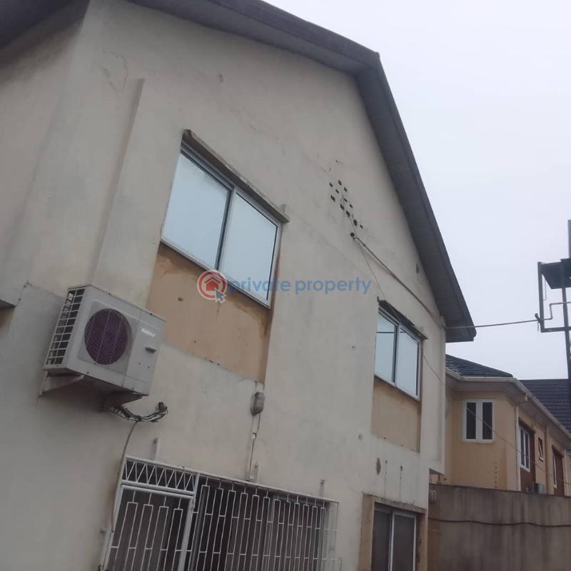 4 bedroom Block Of Flats For Sale Olabisi Street, Ilupeju, Off Oyetola Idowu. Town Planning Way Ilupeju Lagos - 7