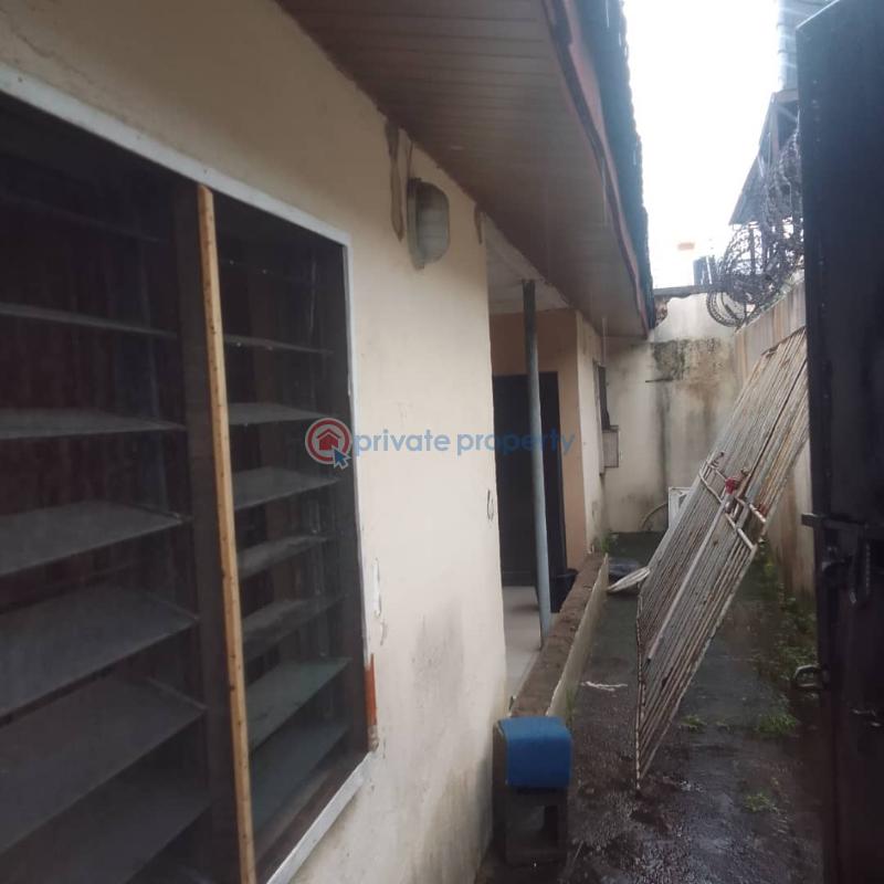 4 bedroom Block Of Flats For Sale Olabisi Street, Ilupeju, Off Oyetola Idowu. Town Planning Way Ilupeju Lagos - 8