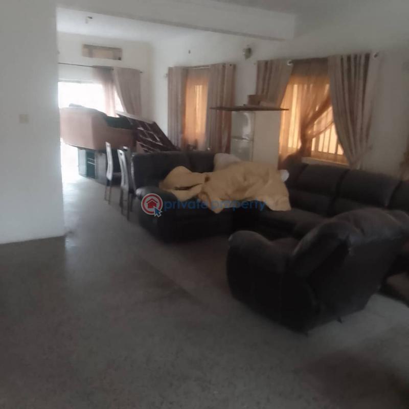 4 bedroom Block Of Flats For Sale Olabisi Street, Ilupeju, Off Oyetola Idowu. Town Planning Way Ilupeju Lagos - 2