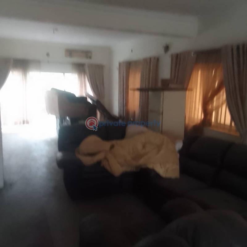 4 bedroom Block Of Flats For Sale Olabisi Street, Ilupeju, Off Oyetola Idowu. Town Planning Way Ilupeju Lagos - 3