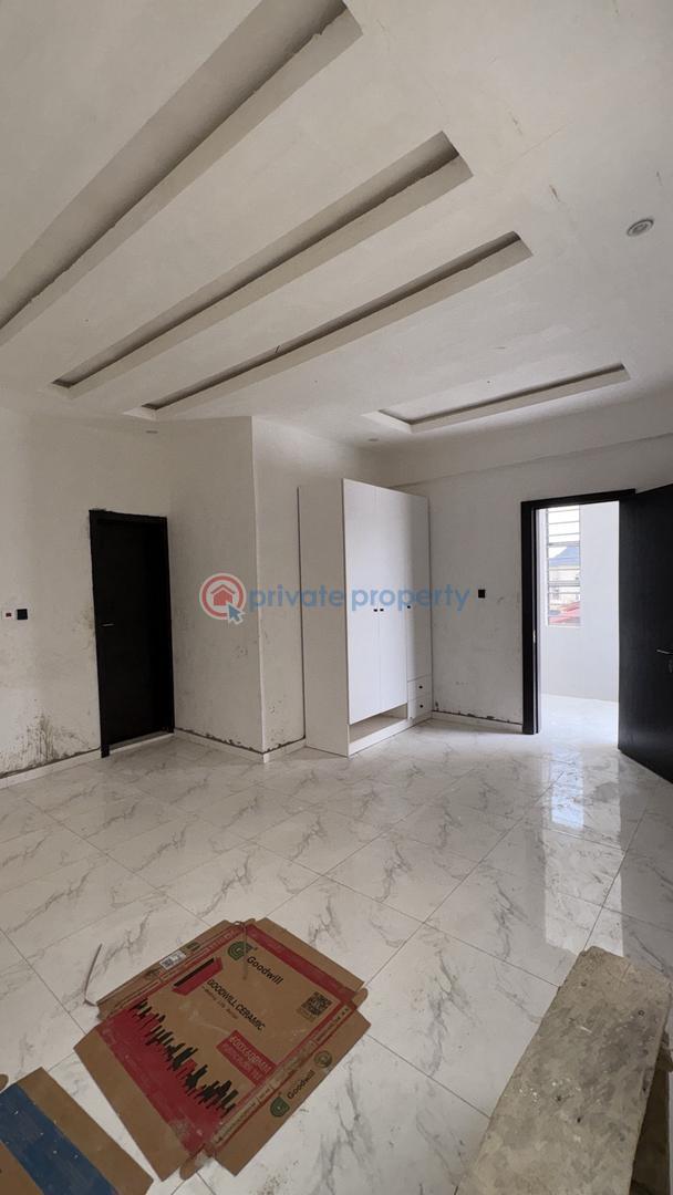 4 bedroom Duplex For Sale Chief Oyelade Estate, Oluyole Area Ibadan Oyo - 3