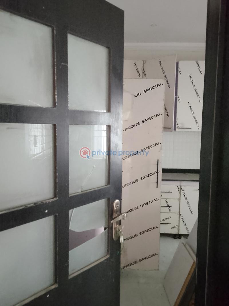 6 bedroom Terraced Duplex For Rent Olowotedo Ibafo Ogun area  - 15