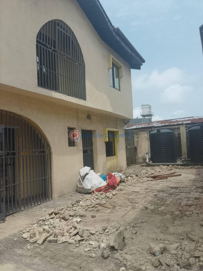 4 bedroom Commercial Property For Rent Lekki Lagos - 2