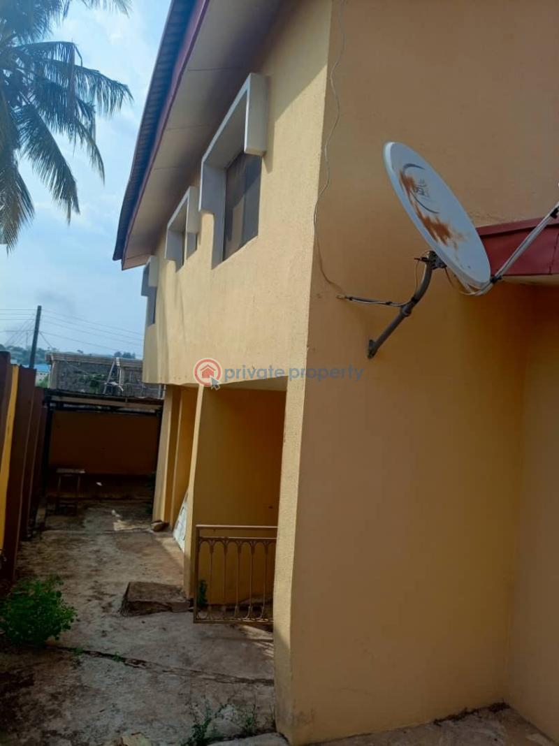 House For Sale 📍ire Akari Main Estate New Felele, Ibadan Ibadan Oyo - 8